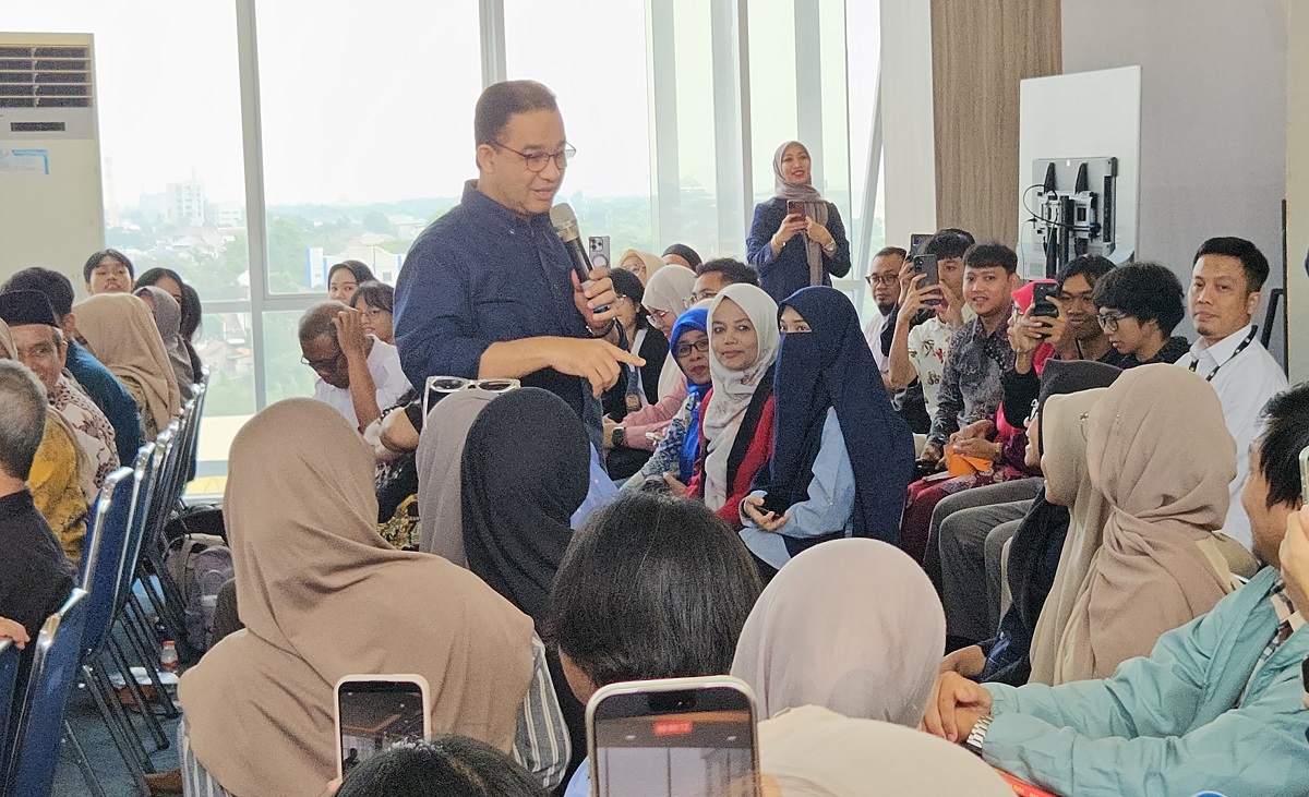 Anies Baswedan Dorong Kesadaran Publik: Guru Tetap Tak Tergantikan Meski AI Mengubah Wajah Pendidikan Modern